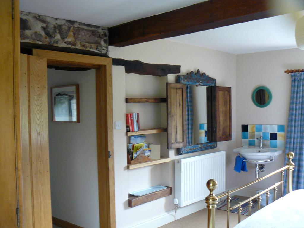 Sockbridge Mill Bed And Breakfast Penrith Room photo